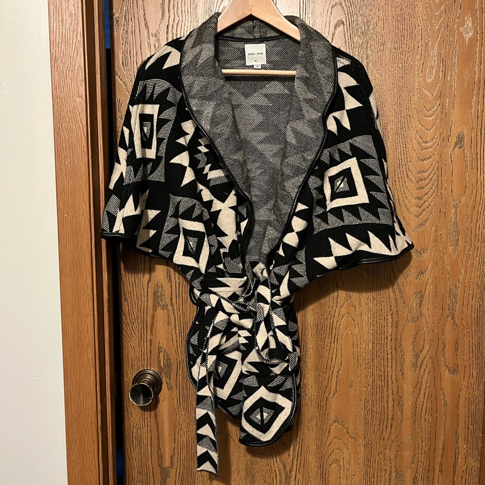 Anthropologie Bishop + Young Geometric Black and Cream Women's Sweater
